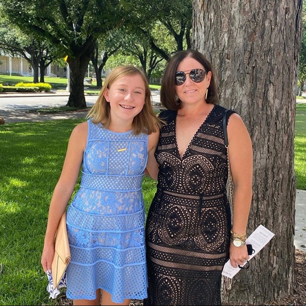 Meet your Posher’s, Jenn and Molly